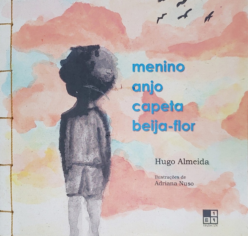 Menino anjo capeta&nbsp;beija-flor